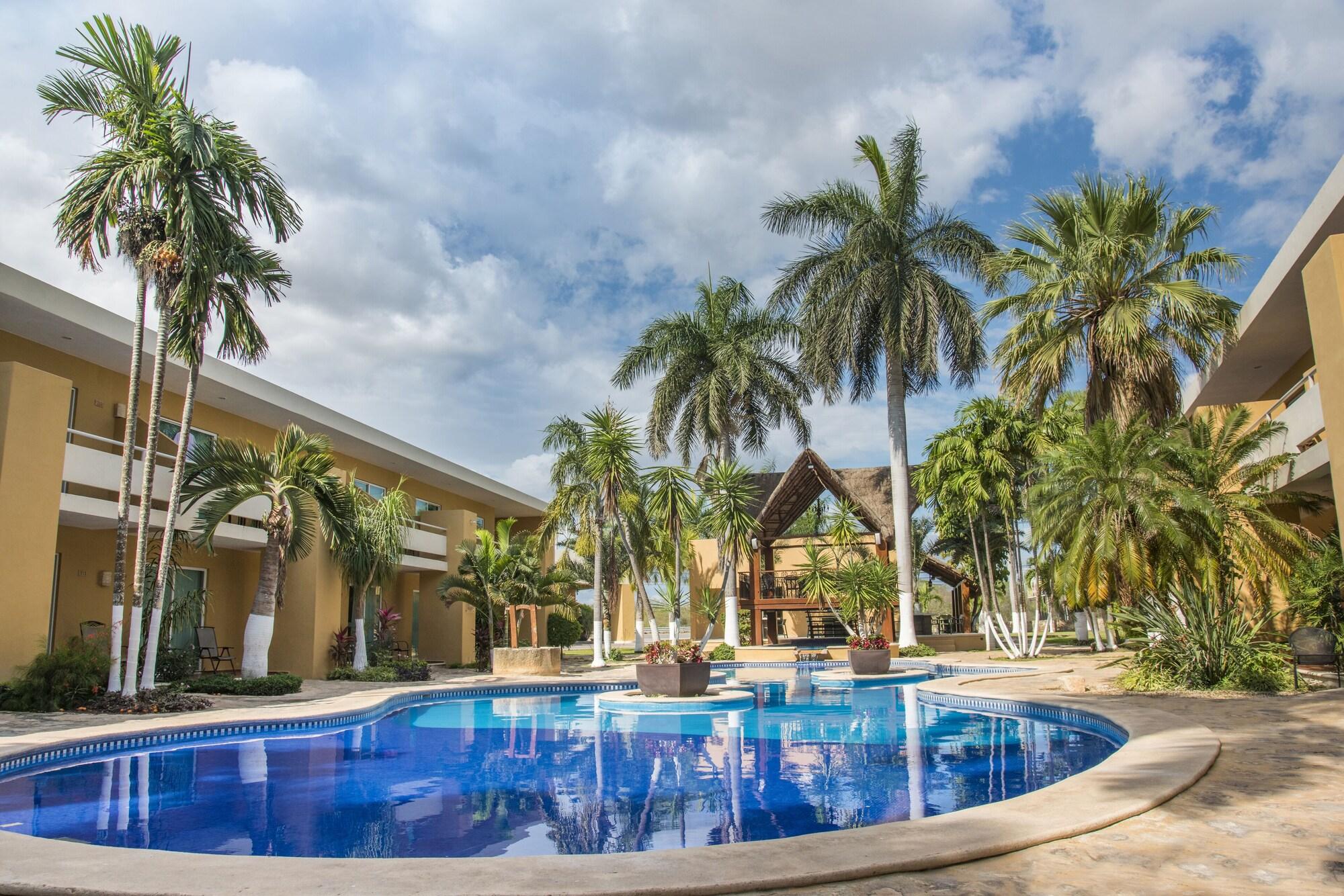 Tecnohotel Mérida Norte Exterior foto