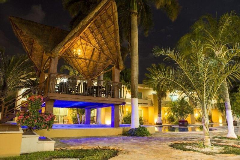 Tecnohotel Mérida Norte Exterior foto